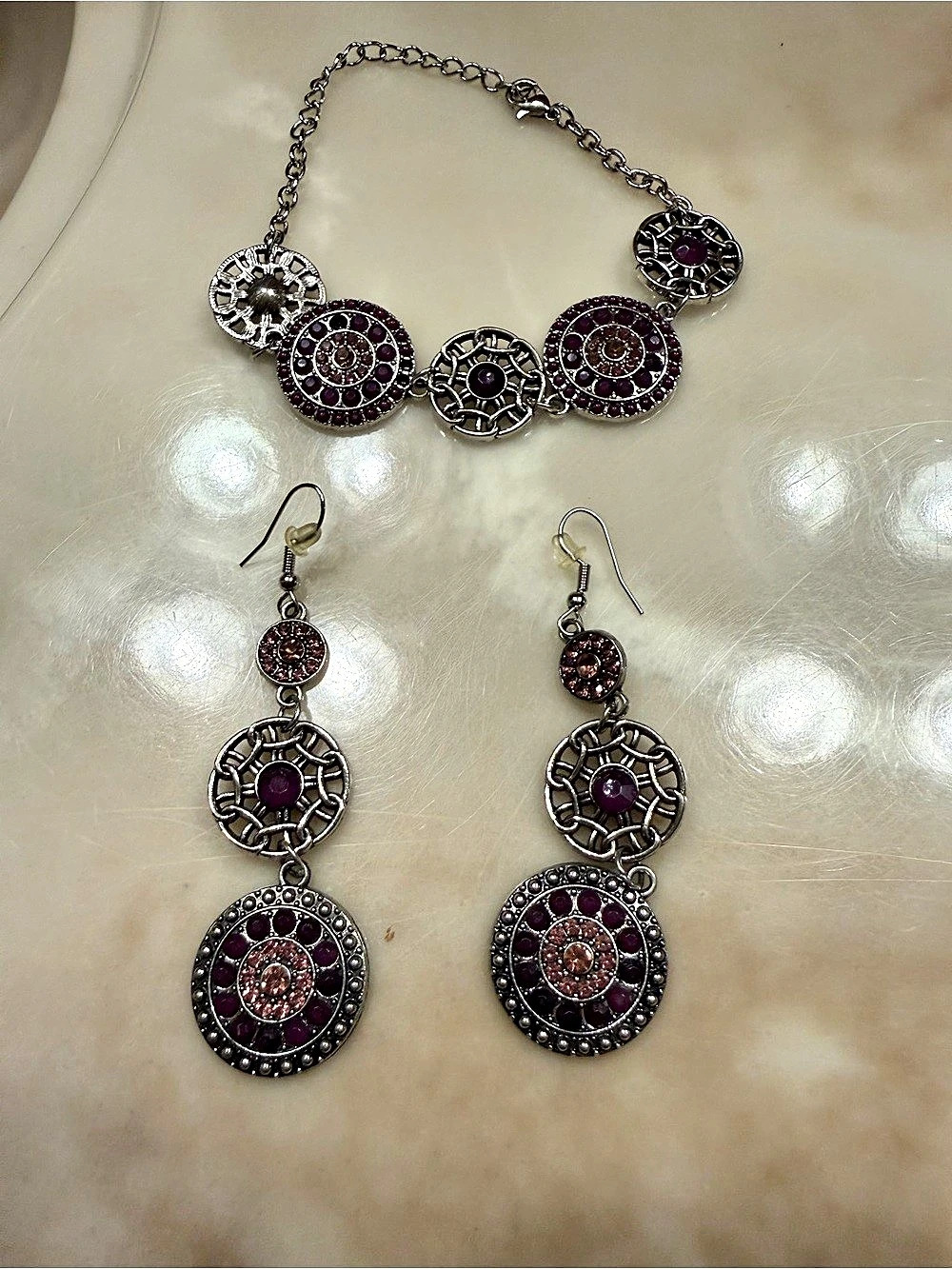 Filigree Necklace & Drop Earrings in Silver & Purple Like N
